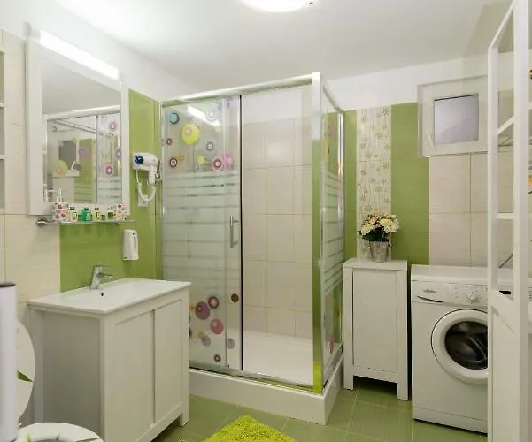 Queen Apartamento Bucareste